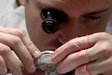 西安欧米茄手表有水蒸气维修