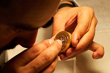 西安欧米茄表为什么不走了